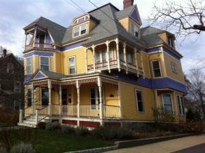 brightly colored colorful homes Newton Victorians Newton Highlands ILoveNewton.com I LOVE Newton MA