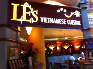 Le's restaurant, Boston vietnamese restaurant, Pho Pasteur